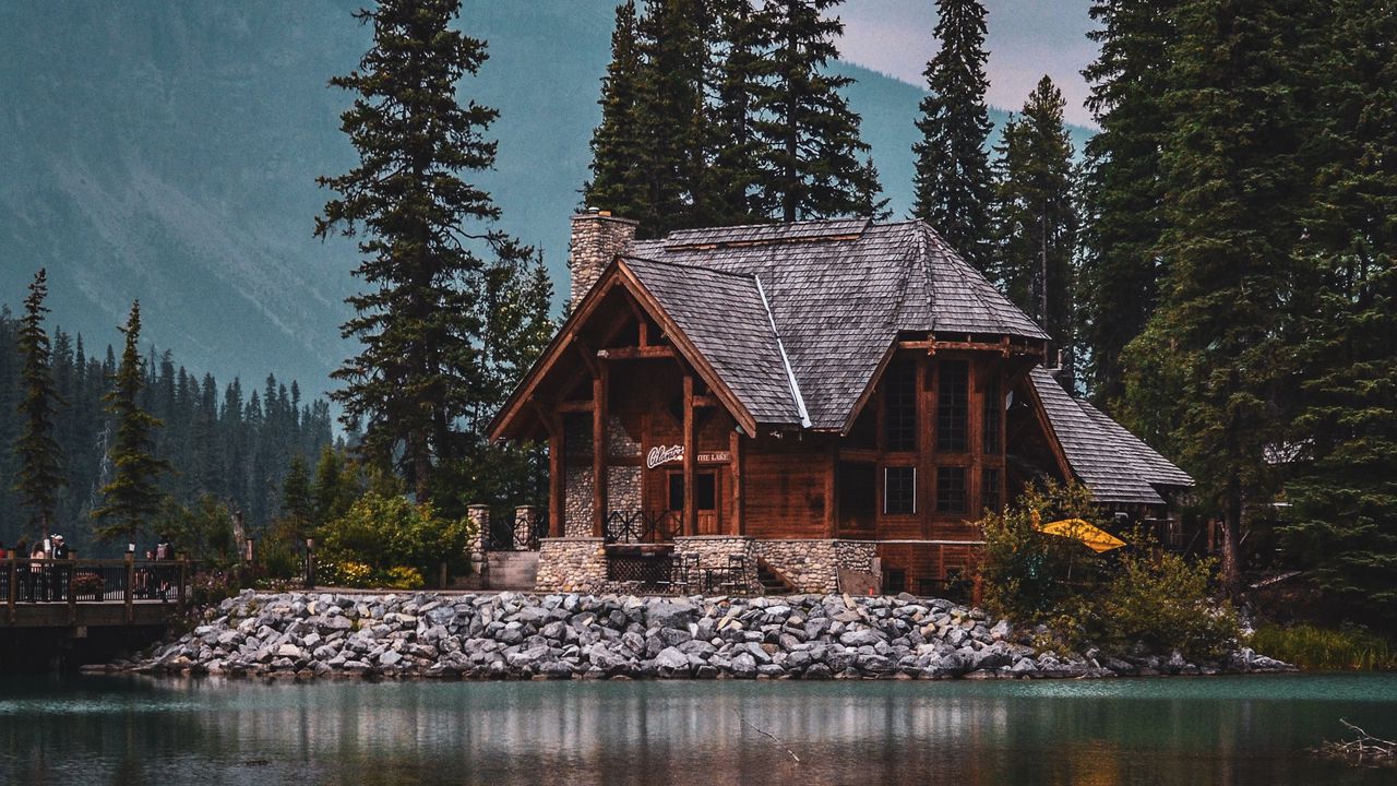 Обои домик, озеро, гармония, тишина, деревья, лес, природа