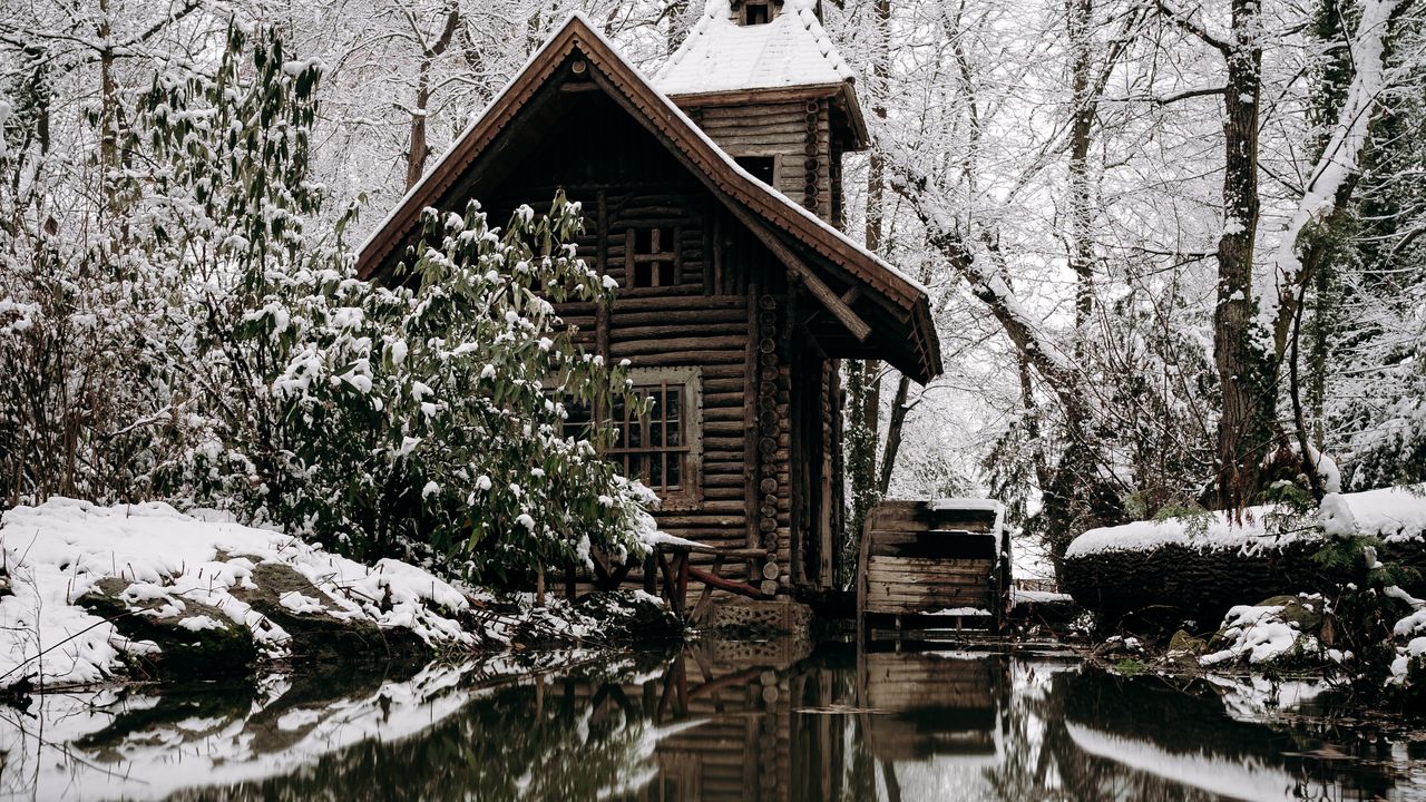Обои домик, снег, река, природа, зима