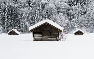 Превью обои домики, снег, лес, зима, природа