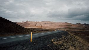 Превью обои дорога, асфальт, горы, разметка