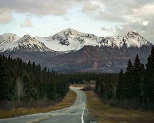 Превью обои дорога, асфальт, горы, лес, природа