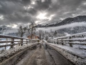 Превью обои дорога, даль, горы, снег