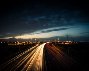 Превью обои дорога, длинная выдержка, свечение, темный