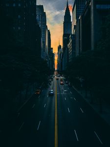 Превью обои дорога, движение, небоскребы, манхэттен, нью-йорк
