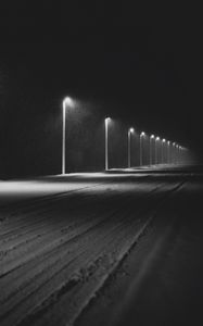 Превью обои дорога, фонари, ночь, снег, темный
