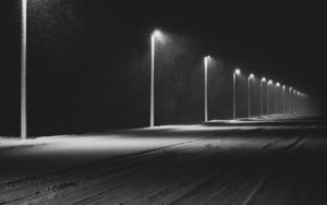 Превью обои дорога, фонари, ночь, снег, темный