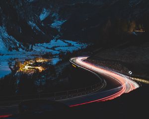 Превью обои дорога, гора, ночь, огни, снег, темный