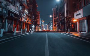 Превью обои дорога, город, здания, улица, ночь