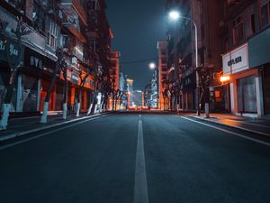 Превью обои дорога, город, здания, улица, ночь