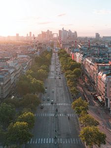 Превью обои дорога, город, здания, архитектура, деревья