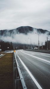 Превью обои дорога, горы, облака, пейзаж