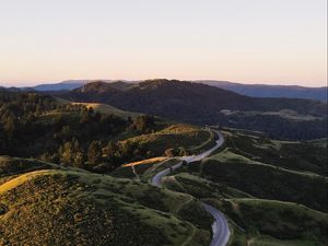 Превью обои дорога, извилистый, холмы, деревья