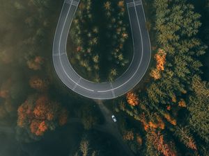 Превью обои дорога, лес, вид сверху, извилистый, поворот