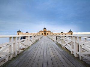 Превью обои дорога, мост, деревянный, храм