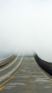 Превью обои дорога, мост, туман