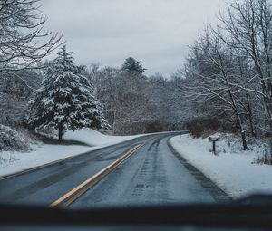 Превью обои дорога, поворот, асфальт, снег, зима