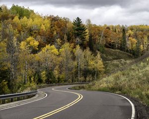 Превью обои дорога, поворот, лес, осень, природа