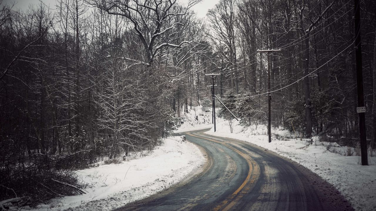 Обои дорога, поворот, снег