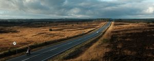 Превью обои дорога, разметка, поля, загородный