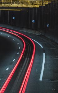 Превью обои дорога, разметка, свет, поворот