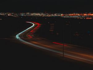 Превью обои дорога, свет, длинная выдержка, город, ночь, огни