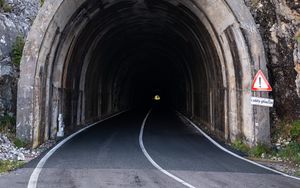 Превью обои дорога, тоннель, темнота