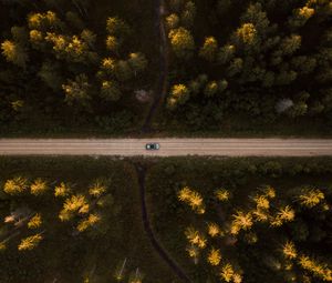 Превью обои дорога, вид сверху, лес, машина, деревья