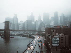 Превью обои дорога, здания, вид сверху, город, туман
