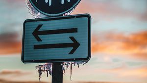 Превью обои дорожный знак, знак, символы, лед, замерзший