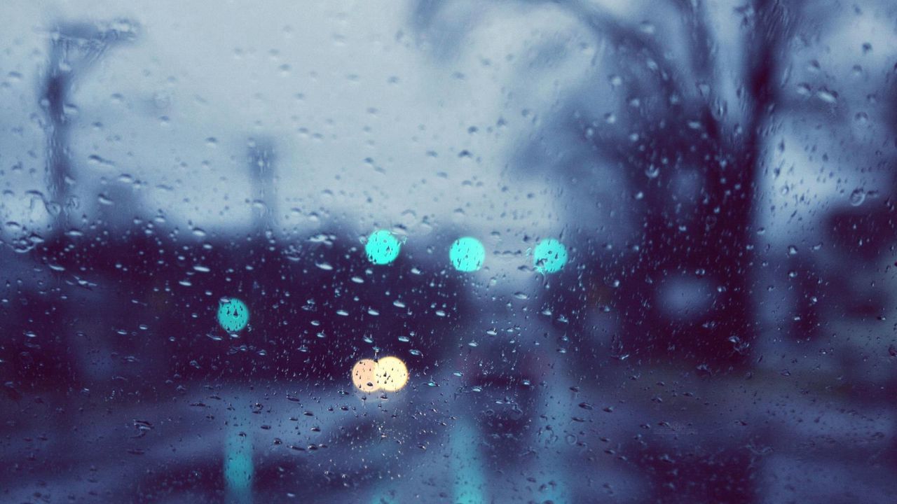 Обои дождь, блики, стекло, капли