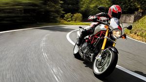 Превью обои ducati, monster, s4r, мотоциклист, скорость