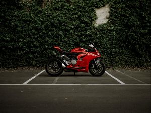 Превью обои ducati panigale v2, ducati, мотоцикл, байк, красный