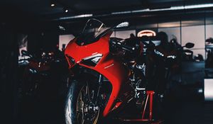 Превью обои ducati panigale v2, ducati, мотоцикл, байк, красный, фара