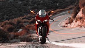 Превью обои ducati panigale v4 s, ducati, мотоцикл, байк, красный, вид спереди