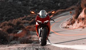 Превью обои ducati panigale v4 s, ducati, мотоцикл, байк, красный, вид спереди