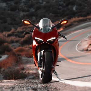 Превью обои ducati panigale v4 s, ducati, мотоцикл, байк, красный, вид спереди