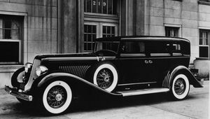 Превью обои duesenberg 1934, год, автомобиль, старинный, черный, белый