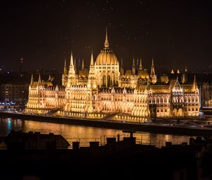 Превью обои дворец, здание, архитектура, город, ночь