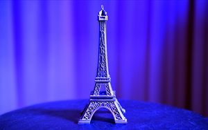 Превью обои эйфелева башня, статуэтка, париж, сувенир, франция