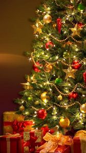 Превью обои елка, гирлянда, подарки, украшения, праздник, новый год