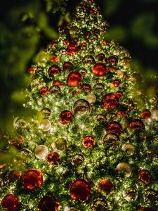 Превью обои елка, гирлянды, шары, украшения, новый год, рождество