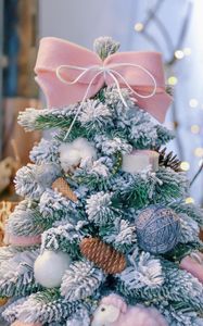 Превью обои елка, новогодняя, украшения, рождество, новый год