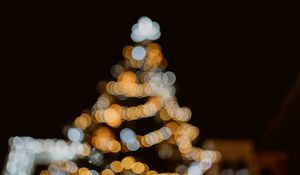 Превью обои елка, огни, боке, блики, размытость