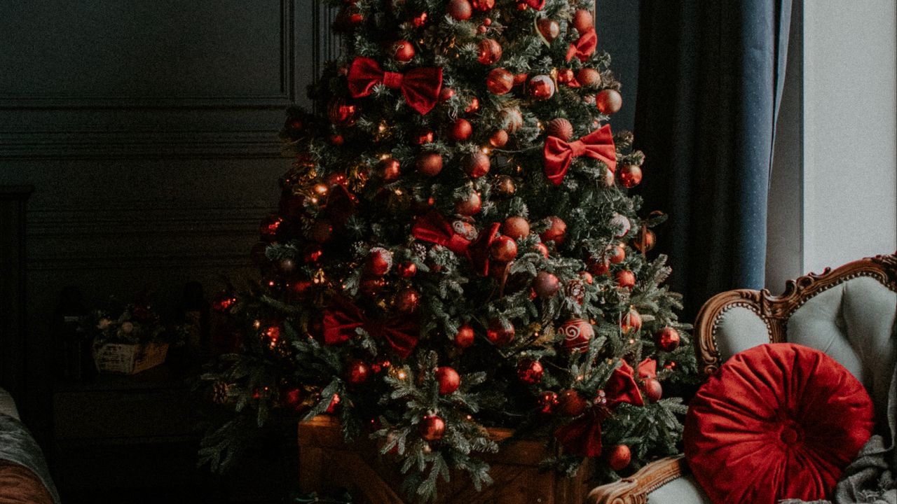 Обои елка, украшения, подарки, рождество, новый год