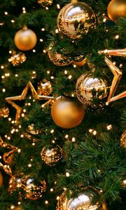 Превью обои елка, украшения, шары, звезды, золото, новый год, рождество, праздник