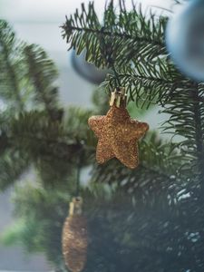 Превью обои елка, звезда, украшения, новый год, рождество