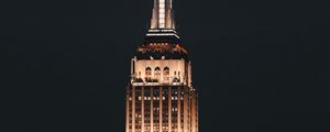 Превью обои empire state building, башня, здание, ночь, архитектура, огни, темный