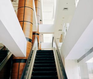 Превью обои эскалатор, лестница, колонны, архитектура