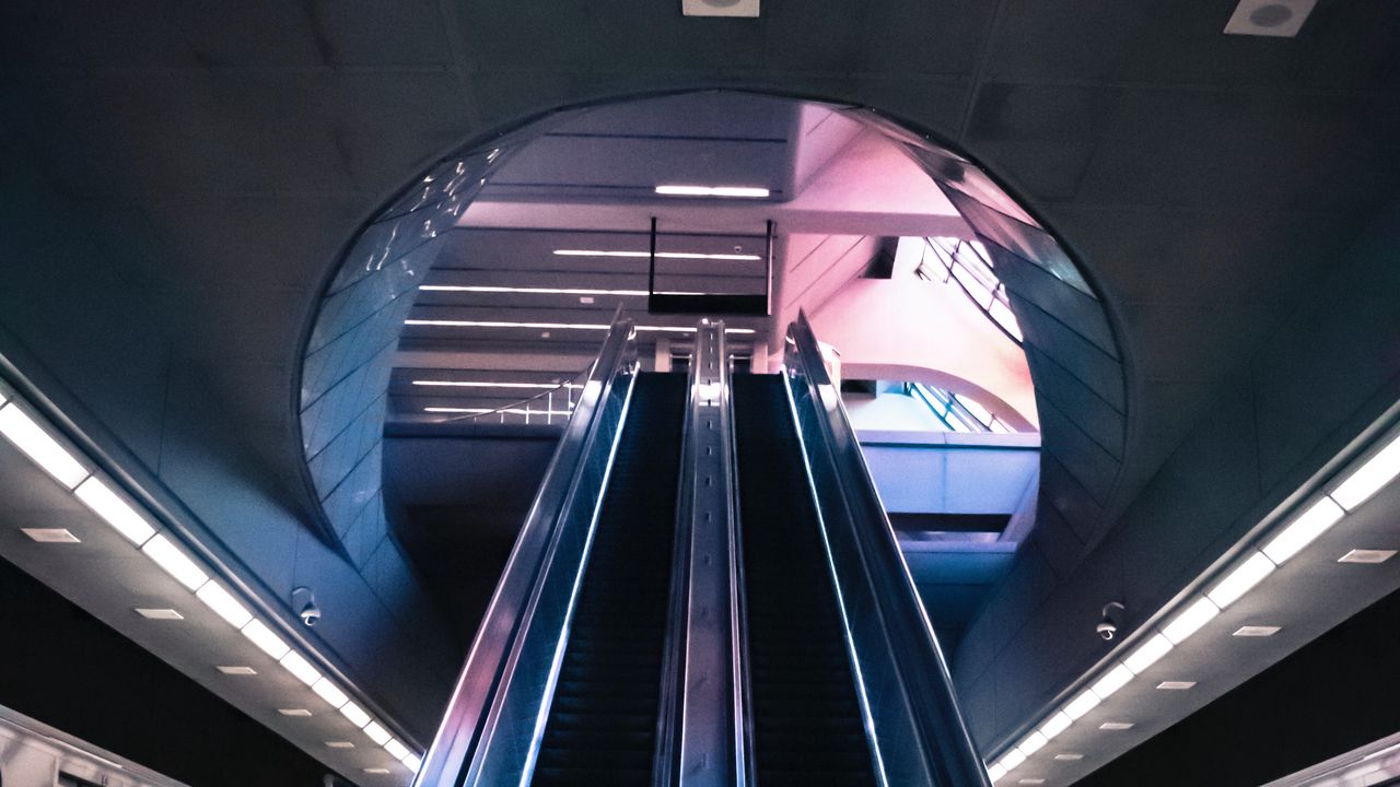 Обои эскалатор, метро, станция, интерьер