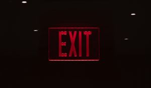 Превью обои exit, табличка, надпись, красный, темный